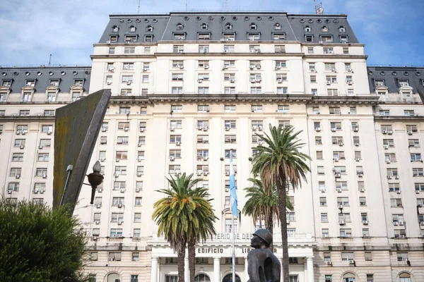 Mart 2023 Buenos Aires Arjantin Özgürlük Binası Arjantin Savunma Bakanlığı — Stok fotoğraf