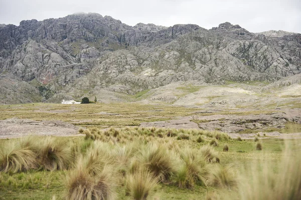 Bergige Landschaft Mit Haus Los Gigantes Einem Bergmassiv Das Zum — Stockfoto