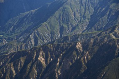 Chicamocha Kanyonu 'ndaki dağların dokusunun ayrıntıları Santander, Kolombiya' daki dağlık And bölgesi..
