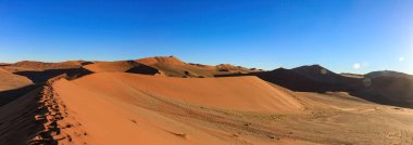 Namibya 'daki Sossusvlei' nin kum tepeleri