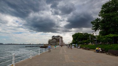 Romanya 'daki Karadeniz' de 24 Haziran 2022 'de inşa edilen Köstence Kumarhanesi