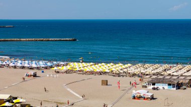 Romanya 'nın Karadeniz kıyısındaki Köstence Plajı, 24 Haziran 2022