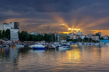 Romanya 'nın Karadeniz kıyısındaki Köstence Limanı