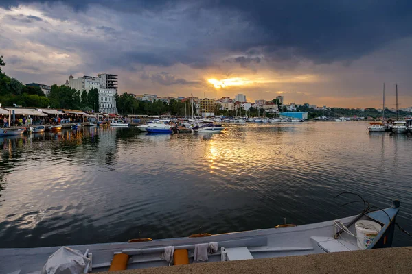 Romanya Nın Karadeniz Kıyısındaki Köstence Limanı — Stok fotoğraf