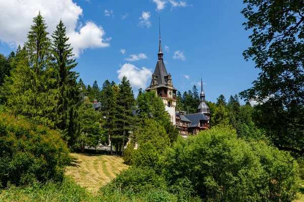 Das Königliche Schloss Peles Rumänien — Stockfoto