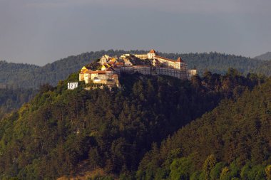 Romanya 'daki Rasnov Kalesi