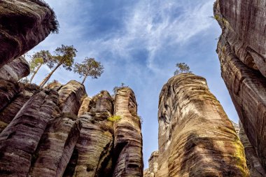 Die Felsenstadt Adrspach Weckelsdorf im Braunauer Bergland 