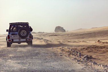 Sahra Çölünde Yol Macerası