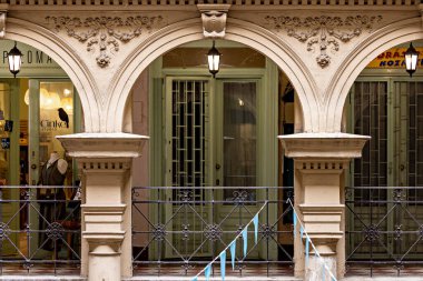 Budapeşte 'deki Paloma Binası ve Bahçesi