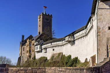Thüringen 'deki Eisenach' taki Wartburg Kalesi.