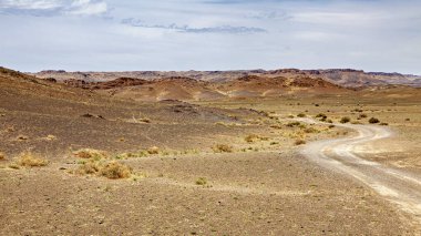 Moğolistan 'daki Gobi Çölü manzarası.
