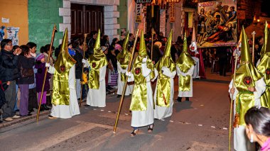 Potosi 'nin Bolivya' da çarmıha gerilmesi ve Paskalya alayı, 