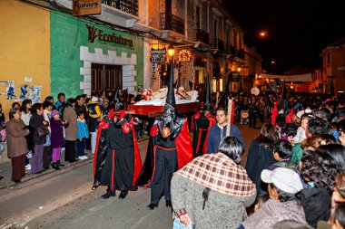 Potosi 'nin Bolivya' da çarmıha gerilmesi ve Paskalya alayı, 