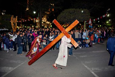 Potosi 'nin Bolivya' da çarmıha gerilmesi ve Paskalya alayı, 