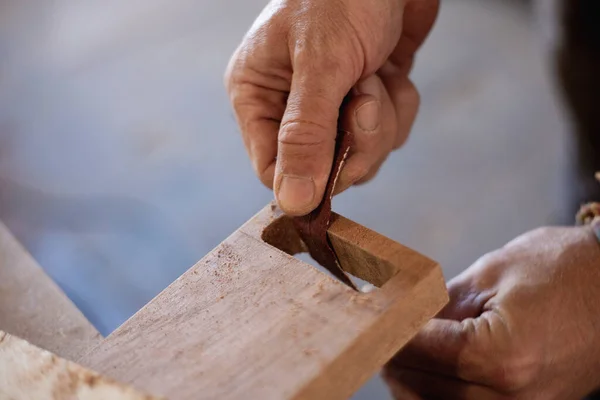 Capturing Skillful Hands Woodworker Meticulously Sanding Shaping Wood Using Sandpaper — Stock Photo, Image