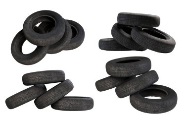 Beyaz arka planda birkaç lastik var.