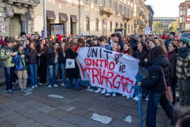 2023-11-25 - Milano - Manifestazione contro violenza donne