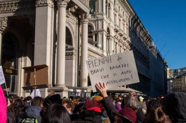2023-11-25 - Milano - Manifestazione contro violenza donne