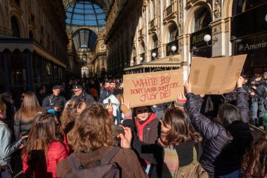 2023-11-25 - Milano - Manifestazione contro violenza donne