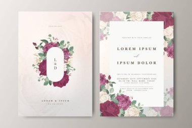 Çiçekli bölme tasarımlı güzel bir düğün davetiyesi seti.
