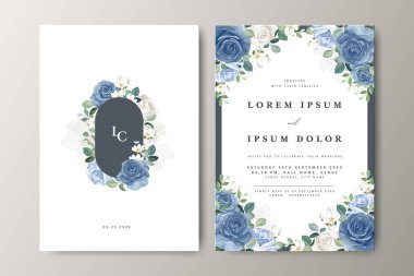 Çiçekli bölme tasarımlı güzel bir düğün davetiyesi seti.