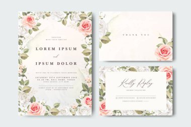 Çiçek süslemeli güzel düğün davetiyesi.