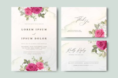 Çiçek süslemeli güzel düğün davetiyesi.