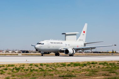 Konya, Türkiye - 07 01 2021: A Boeing 737 AEW & C MESA Hava İndirme Uyarı ve Kontrol (AEW & C) uçağı Anadolu Kartal Hava Kuvvetleri 2021 Tatbikatı sırasında iniş yaptı.