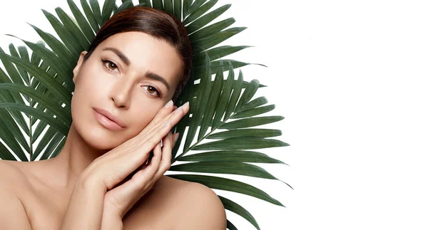 Organikus Szépség Skincare Koncepció Természetes Fiatal Friss Hidratált Ragyogó Bőr — Stock Fotó