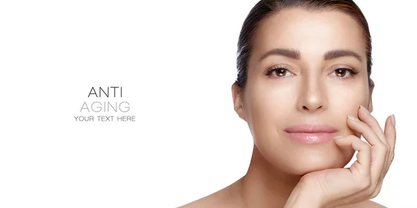 Beauty Skincare Concept Bella Donna Mezza Età Naturale Con Trucco — Foto Stock