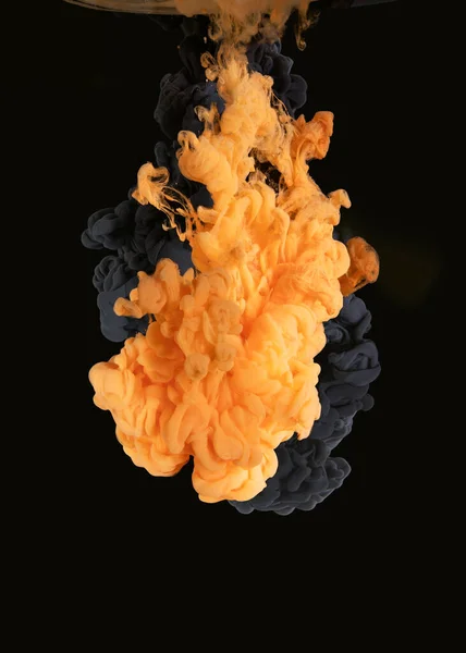 Akrylové Barvy Vodě Barva Exploze Izolované Černém Pozadí — Stock fotografie
