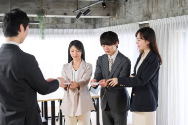 Etik eğitimi yürüten iş adamları