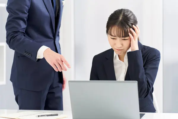 Business Woman Being Blamed Problems Work — Stock Photo, Image