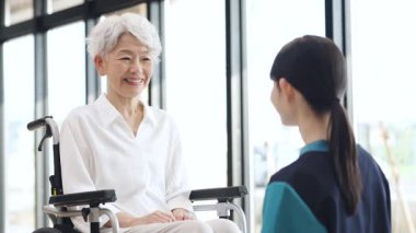 Asian elderly people expressing gratitude to their caregivers
