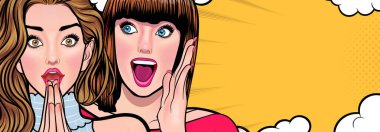Bir kadın arkadaşına dedikodu ya da sır fısıldıyor. Retro Vintage Pop Art Comic Style 'da sürpriz.