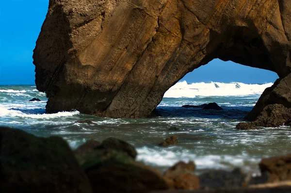 Морський Пейзаж Камінням Океані Вітряний День — стокове фото