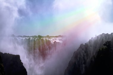 Afrika şelalesinin üzerindeki manzara