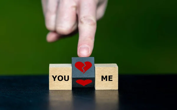 Symbol Breaking Relation Hand Turns Wooden Cube Changes Heart Symbol — Foto Stock