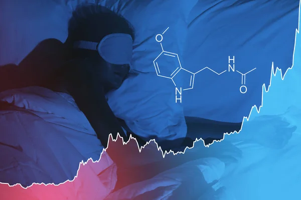 睡眠中の女性と上昇メラトニンレベルのチャート — ストック写真