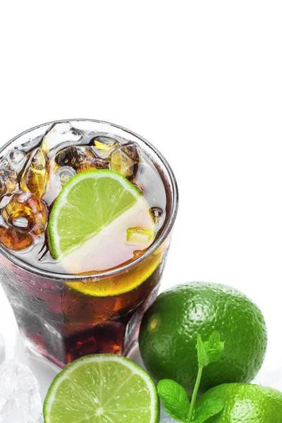 Glas Kalla Kuba Libre Highball Cocktails Eller Koks Med Isbitar — Stockfoto