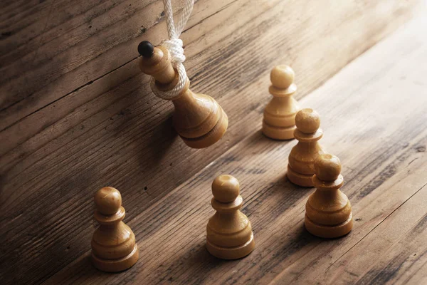 Closeup Shot Wooden Chess Queen Hanging White Rope Pawns Standing — Stock Photo, Image