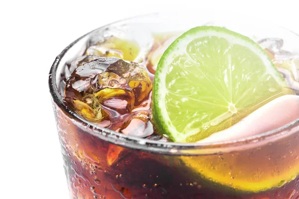 Glas Kalte Cuba Libre Highball Cocktails Oder Cola Mit Eiswürfeln — Stockfoto