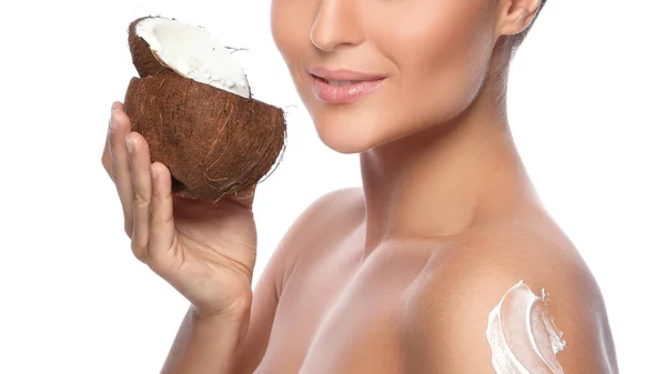 Young Beautiful Woman Applying Cream Her Body Based Coconut Oil — Stock Photo, Image