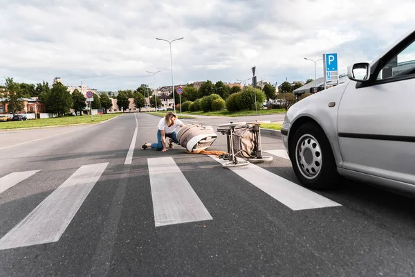 Shocked Mother Crosswalk Car Accident Vehicle Hits Her Baby Pram — Stock Photo, Image