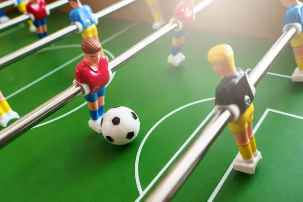 Bir Masa Futbolu Maçına Yakından Bakmak Heyecan Rekabet Hissi Yaratır Stok Resim