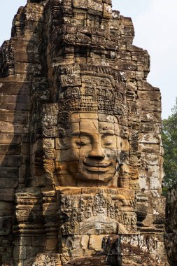 Angkor 'daki antik Bayon Tapınağı kalıntıları Siem Reap, Kamboçya