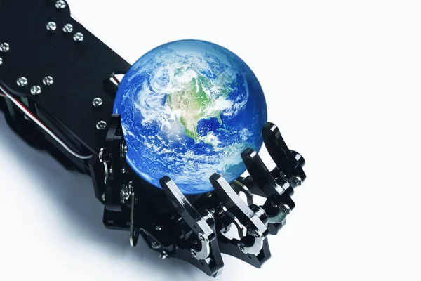 Uma Mão Robótica Segurar Delicadamente Planeta Terra Globo Elementos Desta — Fotografia de Stock