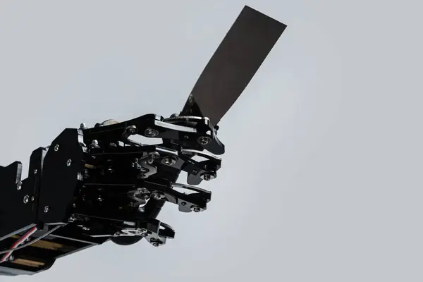 Prawdziwa Robota Nożem Kitu Koncepcje Rozwoju Sztucznej Inteligencji Lub Zastąpienia — Zdjęcie stockowe