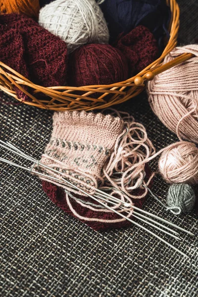 Basket Various Woolen Thread Knitting Tools — Stock Photo, Image