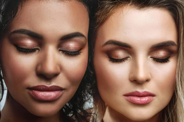 Portrait Caucasian African American Women Concepts Beauty Skincare Interracial Friendship — Stock Photo, Image
